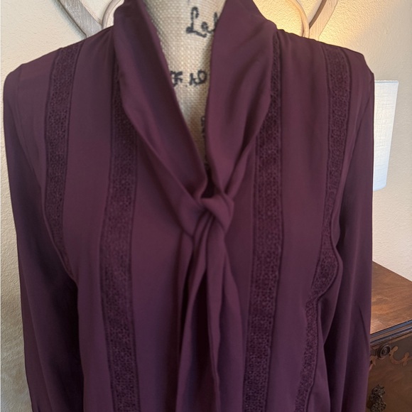 Ann Taylor Maroon Blouse with Bow Accent - Picture 4 of 13